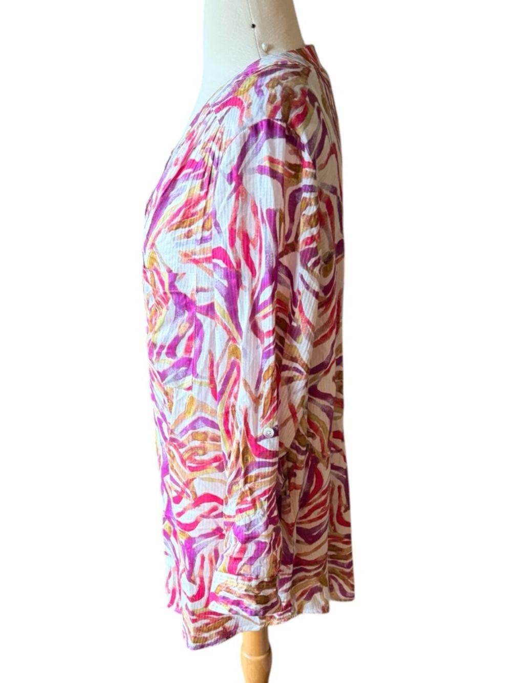 Intro. Multicolor Tunic Open Collar Button Details, 1X - Picture 2 of 10